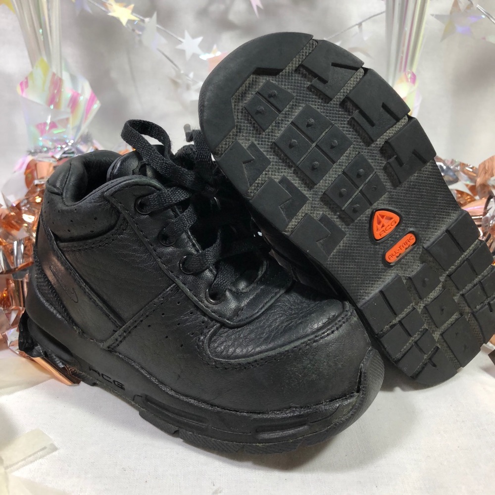 Nike ACG Boots